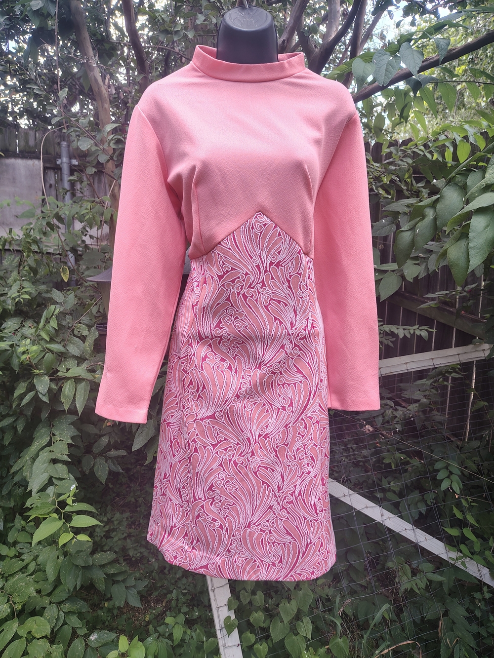 Mod Vintage Pink Long-Sleeve Poly Dress with Psychedelic Brocade Pattern
